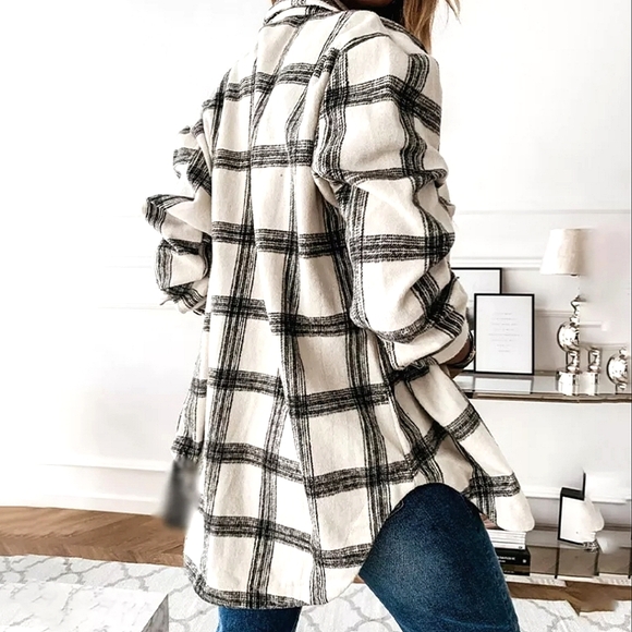 New Boho Chic Oversized Plaid Flannel Button Up Shacket Jacket Shirt Black White - Picture 3 of 10